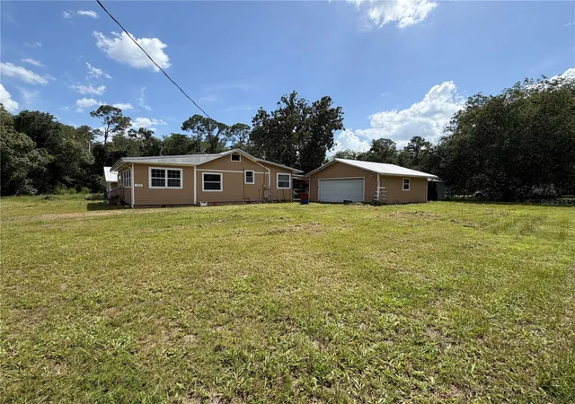 Photo 2 of Single family home for sale at 9929 Factory Ave, Hampton, FL 32044 | MLS# A4701307 | Listing updated on 2026-09-11