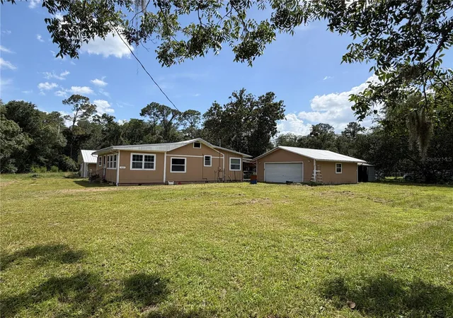 Photo 4 of Single family home for sale at 9929 Factory Ave, Hampton, FL 32044 | MLS# A4701307 | Listing updated on 2026-09-11