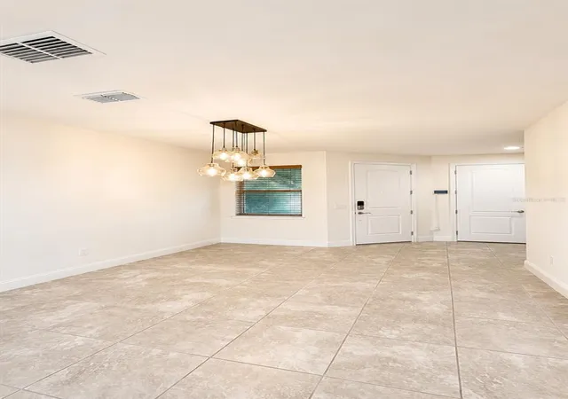 Photo 3 of Townhouse for sale at 14051 Helsby St, Orlando, FL 32832 | MLS# O6428842 | Listing updated on 2026-09-29