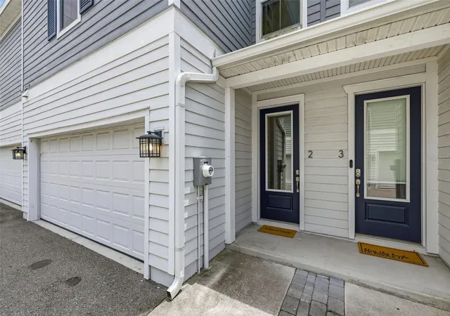 Photo 2 of Townhouse for sale at 6621 S Manhattan Ave #2, Tampa, FL 33616 | MLS# TB8533488 | Listing updated on 2026-10-04