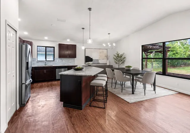 Photo 3 of Single family home for sale at 5011 Leon Dr, Palmetto, FL 34221 | MLS# TB8533497 | Listing updated on 2026-09-07