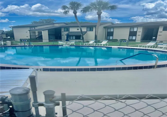 2nd image of 625 Midway Dr, OCALA, FL 34472