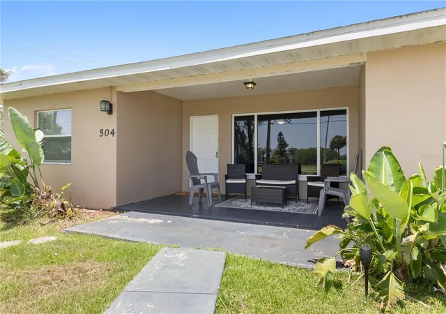 2nd image of 504 Riverside Dr, Daytona Beach, FL 32117 | MLS# FC320266