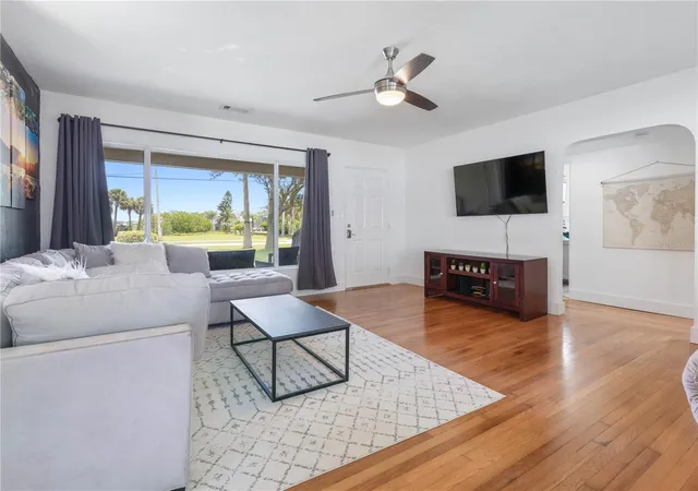 Photo 3 of Single family home for sale at 504 Riverside Dr, Daytona Beach, FL 32117 | MLS# FC320266 | Listing updated on 2026-09-25