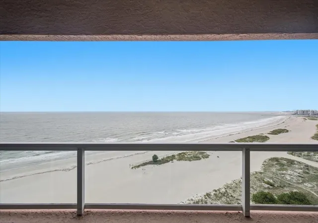 Photo 3 of Condo for sale at 1310 Gulf Blvd #18C, Clearwater Beach, FL 33767 | MLS# TB8533503 | Listing updated on 2026-10-03