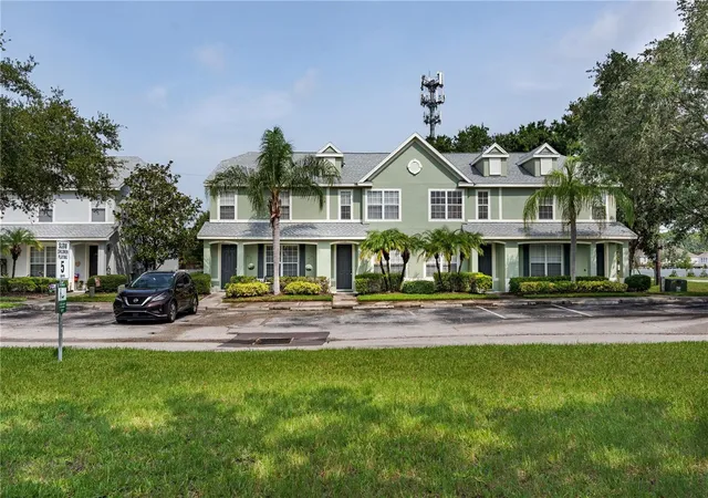 Townhouse for sale at 11505 Declaration Dr, TAMPA, FL 33635 | MLS# TB8533522