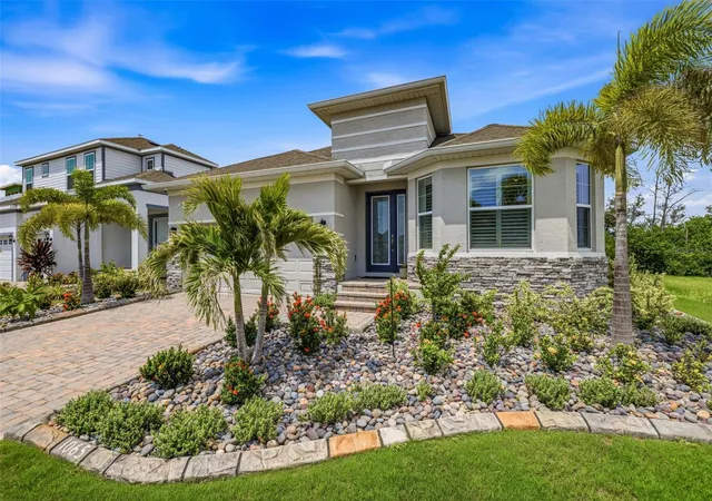 5th image of 1065 Signet Dr, Apollo Beach, FL 33572 | MLS# TB8533523