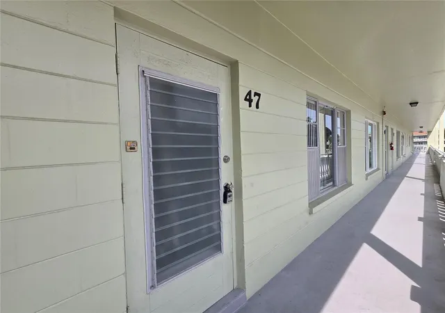 2nd image of 2459 Columbia Dr #47, Clearwater, FL 33763 | MLS# TB8533526