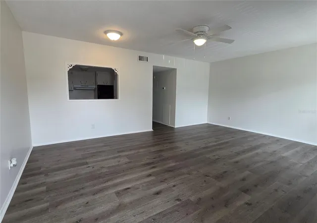 3rd image of 2459 Columbia Dr #47, Clearwater, FL 33763 | MLS# TB8533526