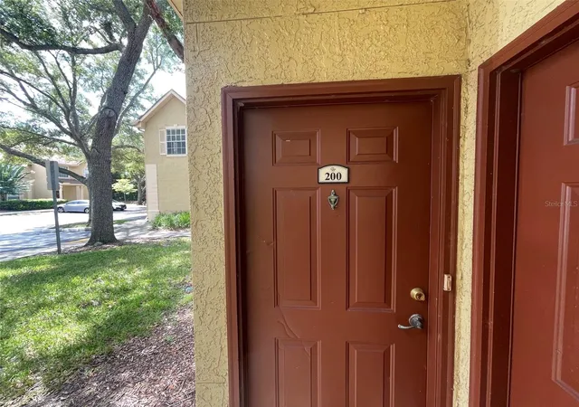 Photo 3 of Condo for sale at 850 Grand Regency Point #200, Altamonte Springs, FL 32714 | MLS# O6428869 | Listing updated on 2026-09-25