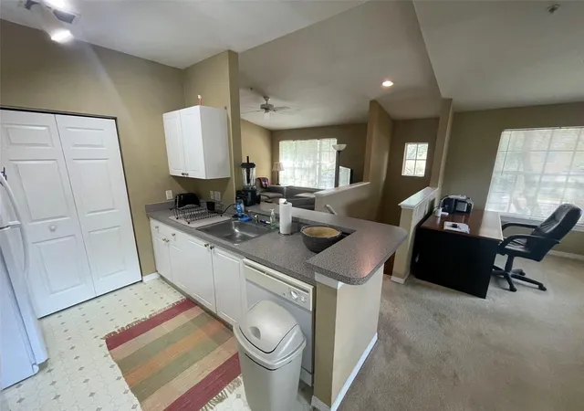 Listing Photo 4 - Condo for sale in building located at 850 Grand Regency Pt, ALTAMONTE SPRINGS, FL 32714 - Unit #200