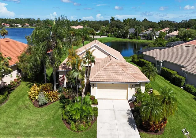 Photo 2 of Sale Pending at 4859 Sabal Lake Cir, Sarasota, FL 34238 | MLS# A4701328 | Listing updated on 2026-09-06