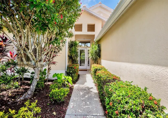 Photo 3 of Sale Pending at 4859 Sabal Lake Cir, Sarasota, FL 34238 | MLS# A4701328 | Listing updated on 2026-09-06