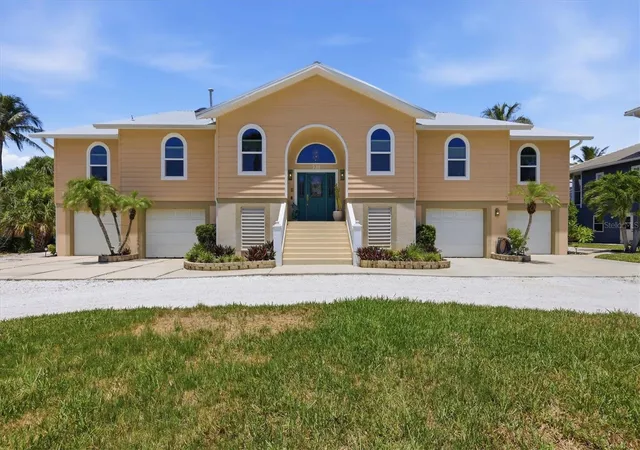 2nd image of 721 N Manasota Key Rd, Englewood, FL 34223 | MLS# D6148228