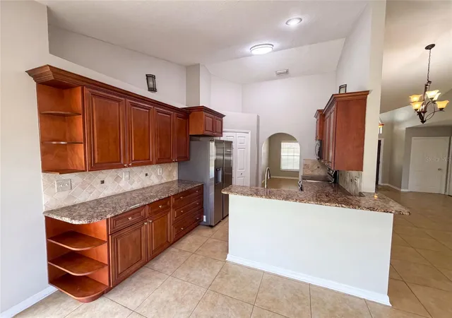 Photo 3 of Single family home for sale at 17802 Jefferson St, Oakland, FL 34787 | MLS# O6428887 | Listing updated on 2026-10-10
