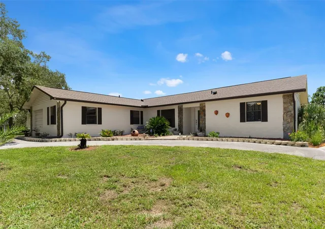 2nd image of 13260 Taylor St, Brooksville, FL 34613 | MLS# W7888050