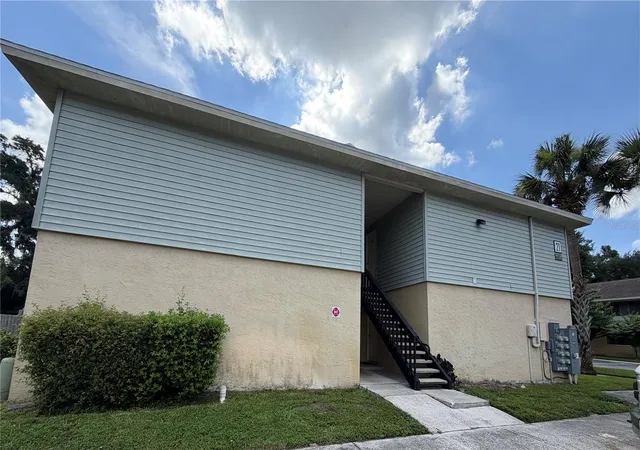 Photo 1 of Condo for sale at 237 Red Maple Pl, Brandon, FL 33510 | MLS# TB8533559 | Listing updated on 2026-10-16