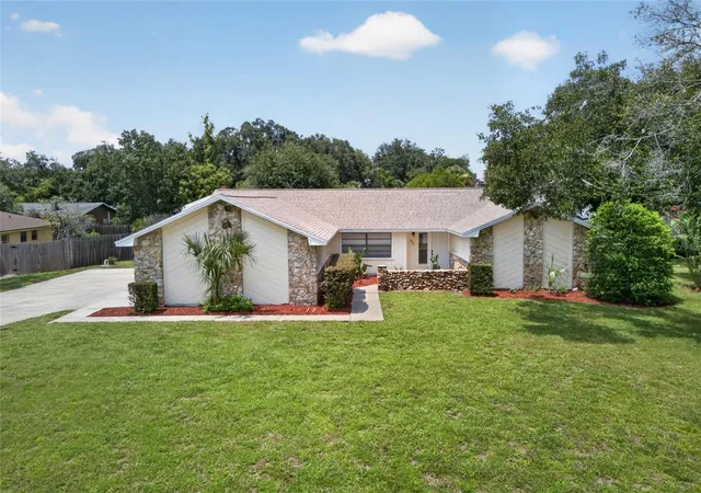 1st image of 2704 Burgoyne Pl, Deland, FL 32720 | MLS# O6428898
