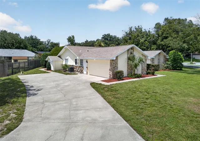 2nd image of 2704 Burgoyne Pl, Deland, FL 32720 | MLS# O6428898