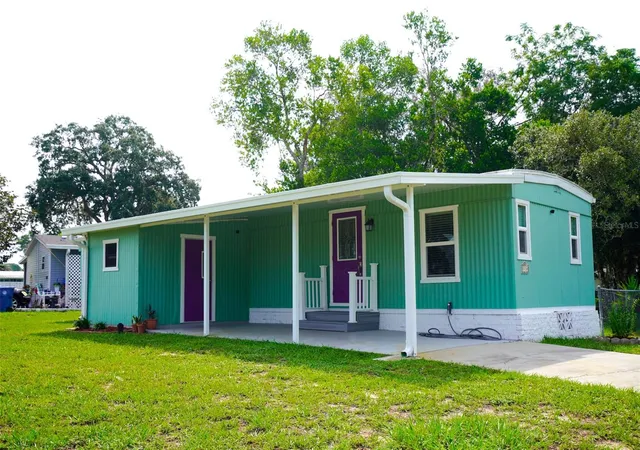 2nd image of 8114 Western Circle Dr, Brooksville, FL 34613 | MLS# OM729358