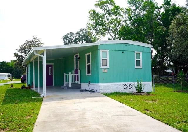 3rd image of 8114 Western Circle Dr, Brooksville, FL 34613 | MLS# OM729358