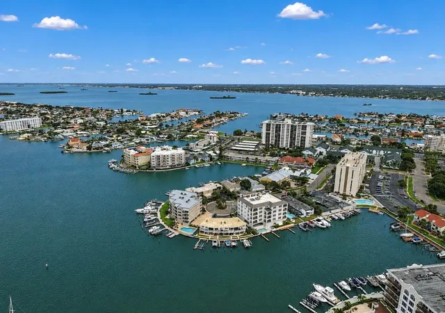 Photo 3 of Sale Pending at 205 Dolphin Point #4, Clearwater Beach, FL 33767 | MLS# TB8533575 | Listing updated on 2026-09-14