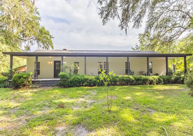 1st image of 22304 Ne 35th Ave, Melrose, FL 32666 | MLS# GC542295
