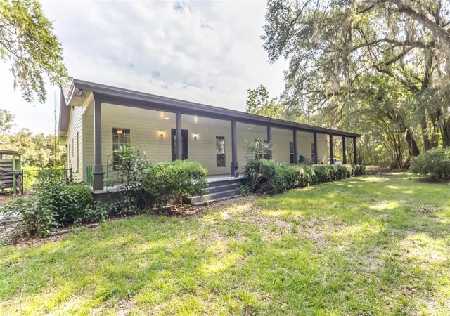 3rd image of 22304 Ne 35Th Ave, Melrose, FL 32666 | MLS# GC542295