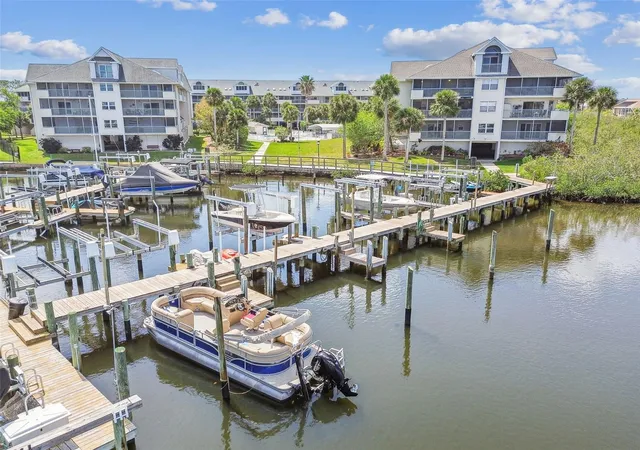 Listing Photo 2 - Condo for sale in building located at 5537 Sea Forest Dr, New Port Richey, FL 34652 - Unit #301