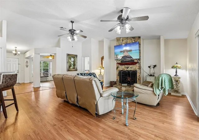 5th image of 30733 Buttercup Ln, Mount Dora, FL 32757 | MLS# G5115659