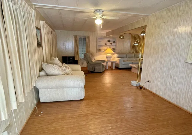 3rd image of 5619 Bayshore Rd #161, Palmetto, FL 34221 | MLS# A4701354