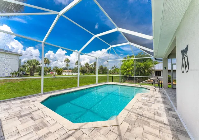 Photo 3 of Single family home for sale at 93 Mark Twain Ln, Rotonda West, FL 33947 | MLS# D6148232 | Listing updated on 2026-10-09