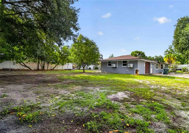 4th image of 4734 Delmonte Ave, Sarasota, FL 34235 | MLS# A4701355