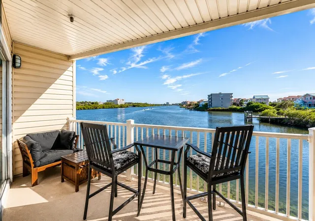 Photo 2 of Condo for sale at 19811 Gulf Blvd #102, Indian Shores, FL 33785 | MLS# OM729364 | Listing updated on 2026-09-18