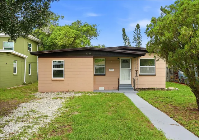 Photo 2 of Sale Pending at 3219 40th Street N, Saint Petersburg, FL 33713 | MLS# TB8533610 | Listing updated on 2026-10-13