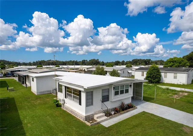 2nd image of 6965 Fort King Rd, Zephyrhills, FL 33541 | MLS# TB8533620