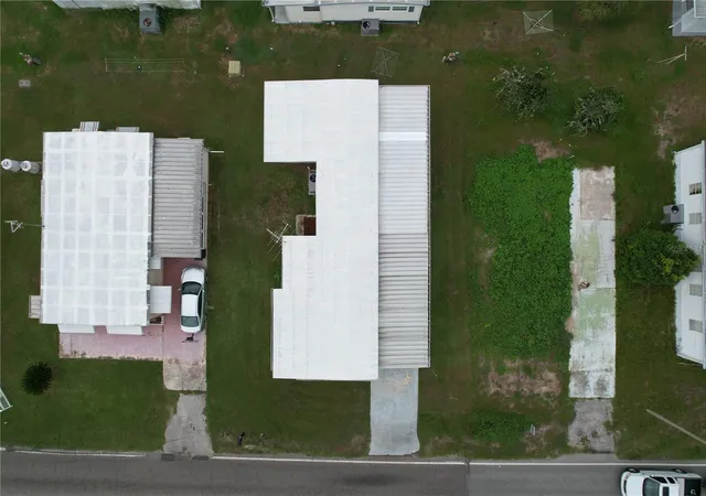 3rd image of 6965 Fort King Rd, Zephyrhills, FL 33541 | MLS# TB8533620
