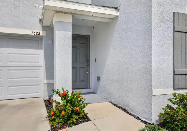 image of 7622 Rosewood Garden Loop, Tampa, FL 33637 | MLS# TB8533624