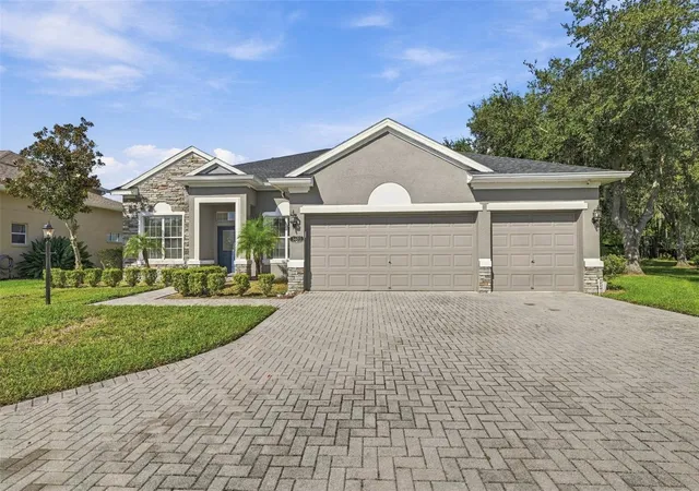 Photo 1 of Single family home for sale at 3403 Walden Reserve Dr, Plant City, FL 33566 | MLS# TB8533628 | Listing updated on 2026-10-07