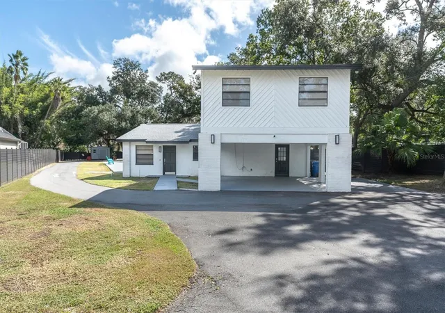Single family home for sale at 12409 N Boulevard, TAMPA, FL 33612 | MLS# TB8533637