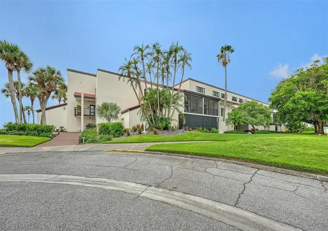 2nd image of 2089 Gulf Of Mexico Dr #G1-104, Longboat Key, FL 34228 | MLS# A4701369