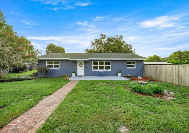 1st image of 15027 Sw 91st St, Archer, FL 32618 | MLS# GC542303