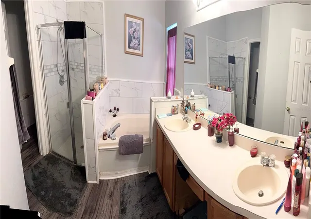 Photo 4 of Single family home for sale at 7031 Blair Dr, Orlando, FL 32818 | MLS# O6428977 | Listing updated on 2026-08-26