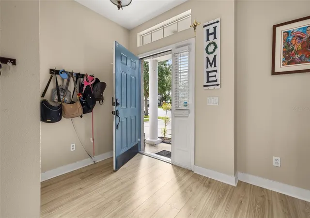 Photo 3 of Single family home for sale at 1404 Swainson Ct, Orlando, FL 32837 | MLS# S5154579 | Listing updated on 2026-10-07