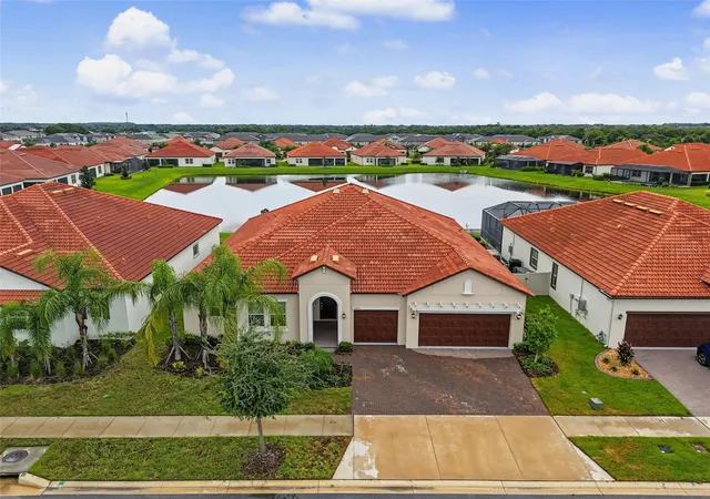 Photo 1 of Single family home for sale at 17109 Star Banks St, Wimauma, FL 33598 | MLS# TB8533657 | Listing updated on 2026-10-05