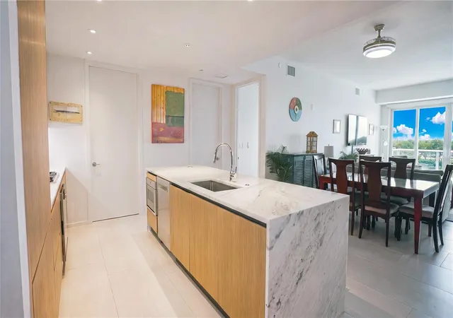 Photo 3 of Condo for sale at 1020 Sunset Point Rd #512, Clearwater, FL 33755 | MLS# TB8533660 | Listing updated on 2026-10-08