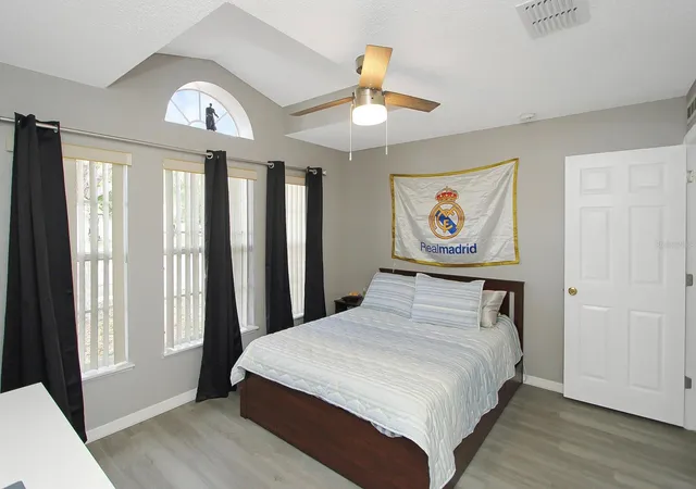 Photo 3 of Single family home for sale at 2927 Elbib Dr, Saint Cloud, FL 34772 | MLS# S5154580 | Listing updated on 2026-09-26