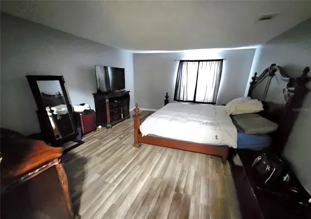 Photo 4 of Condo for sale at 4073 Dijon Dr #4073J, Orlando, FL 32808 | MLS# O6428984 | Listing updated on 2026-08-14