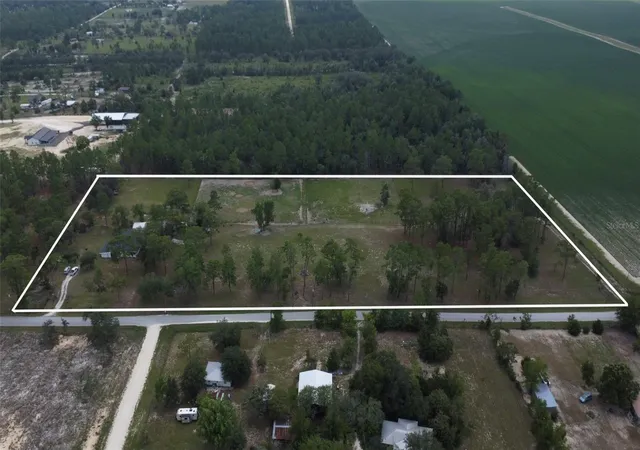 Photo 1 of Manufactured home for sale at 14050 Se 10th Street, Williston, FL 32696 | MLS# OM729378 | Listing updated on 2026-07-29
