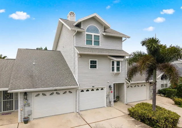 2nd image of 11722 Currie Ln #H2, Largo, FL 33774 | MLS# TB8533678